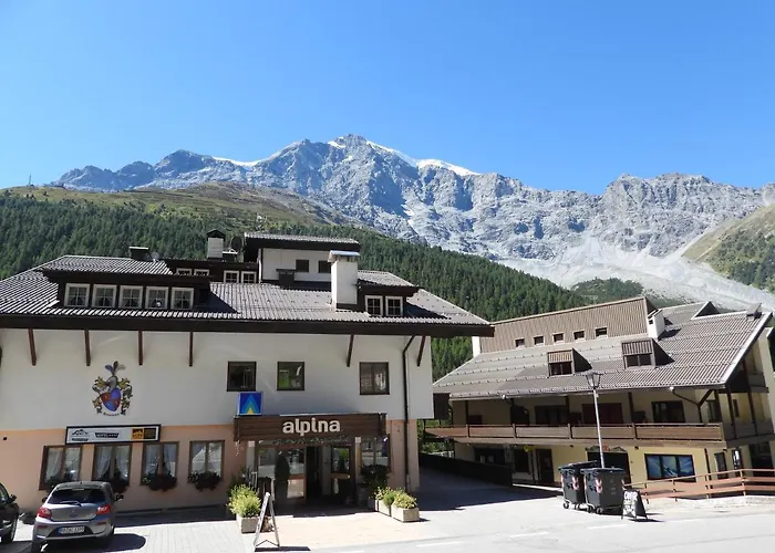 Alpina Mountain Resort